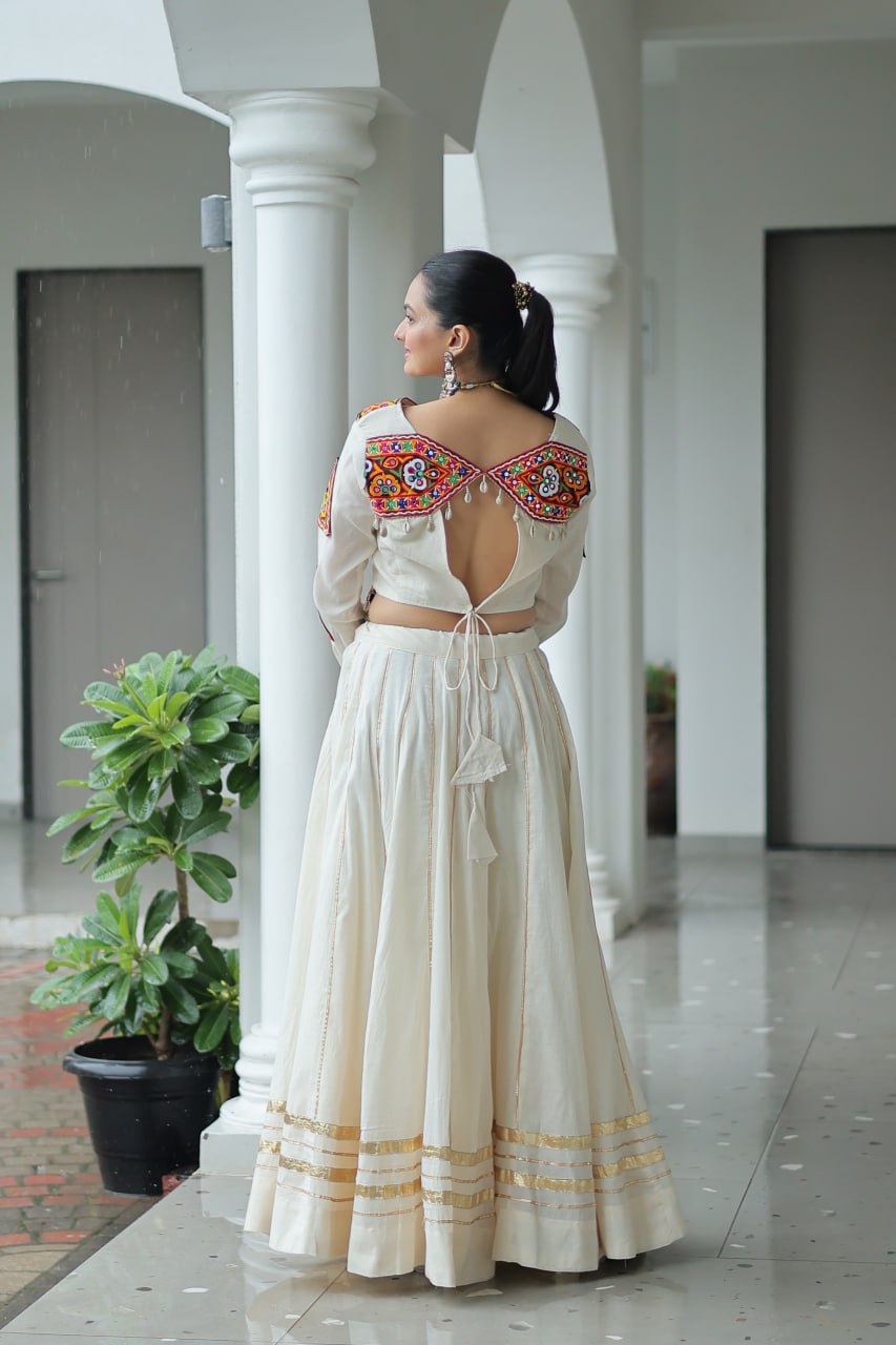 Heer-E-Riwaayat Off-White Mirror Choli Lehenga Set