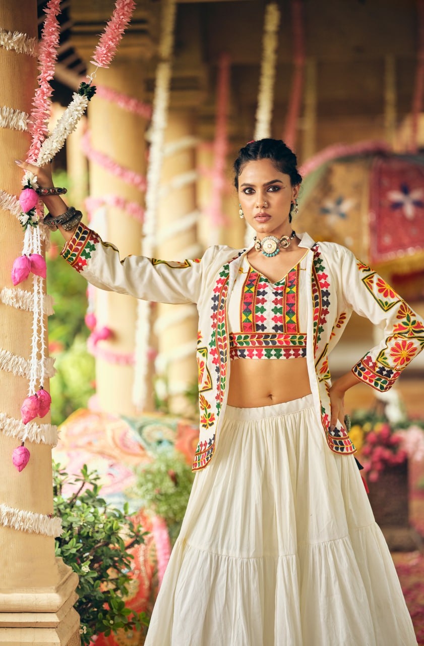 Kutch Carnival Couture Premium Festival Ready Lehenga  Set