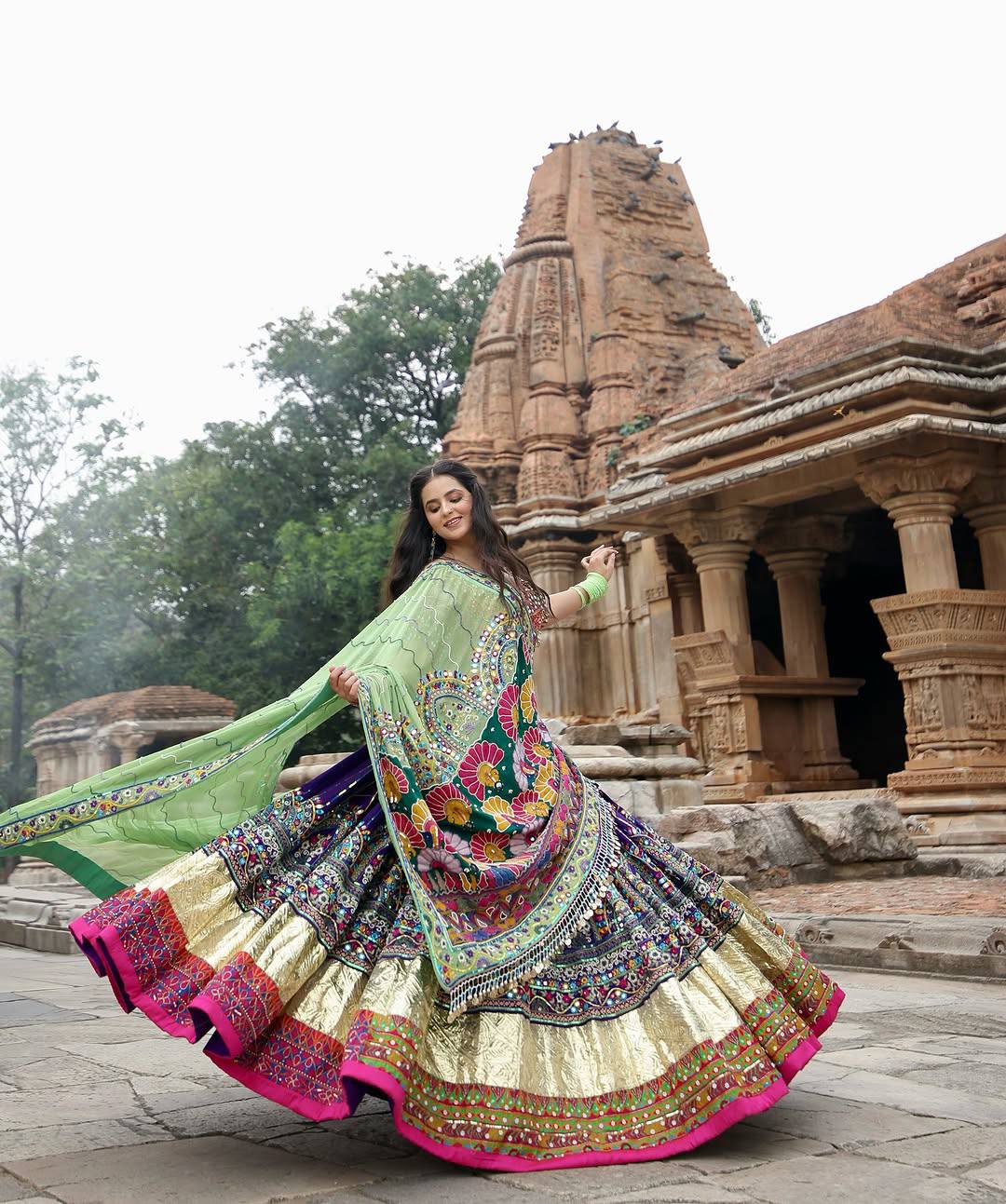Rangilo Utsav Lehenga